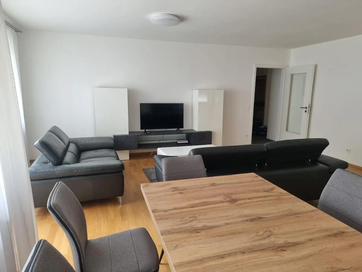 Apartment Ferienwohnung Kuhsee Augsburg