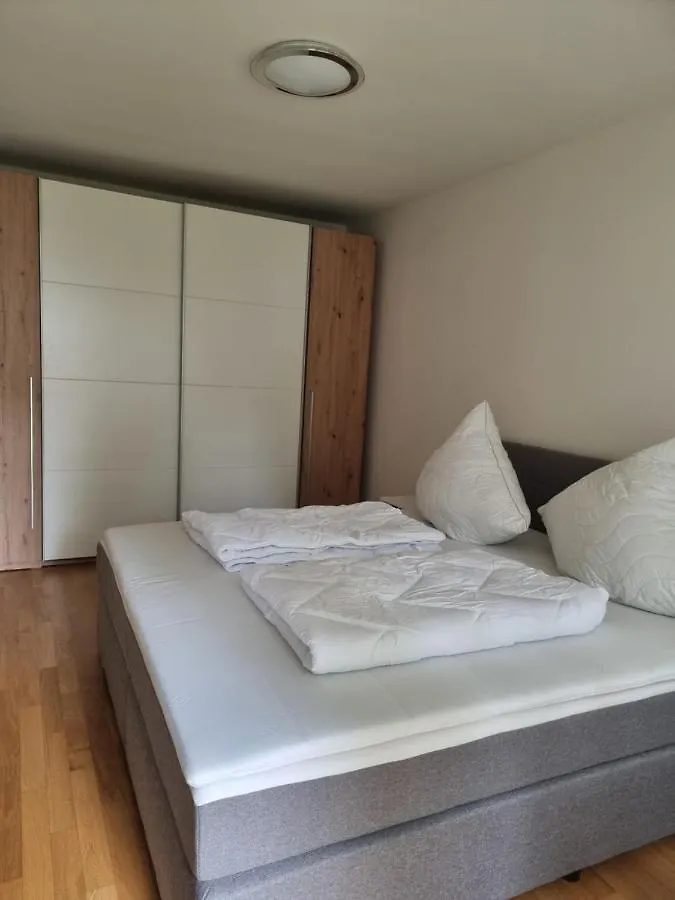 Apartment Ferienwohnung Kuhsee Augsburg